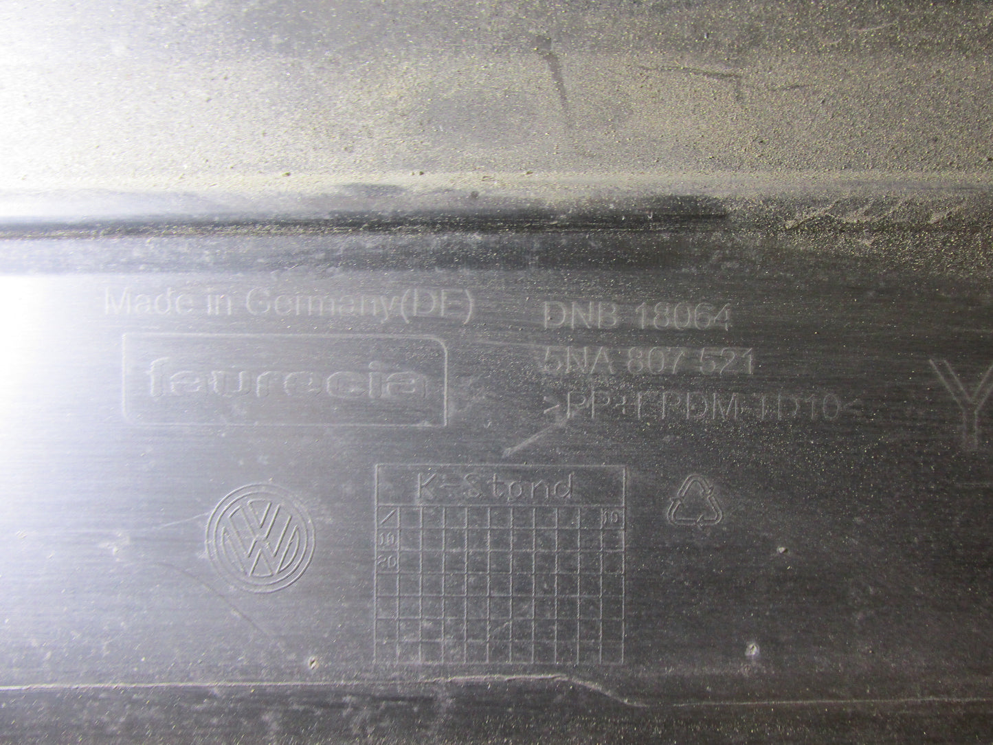 Original VW Tiguan Stoßstange Hinten Heckschürze 5NA 807 521 PDC