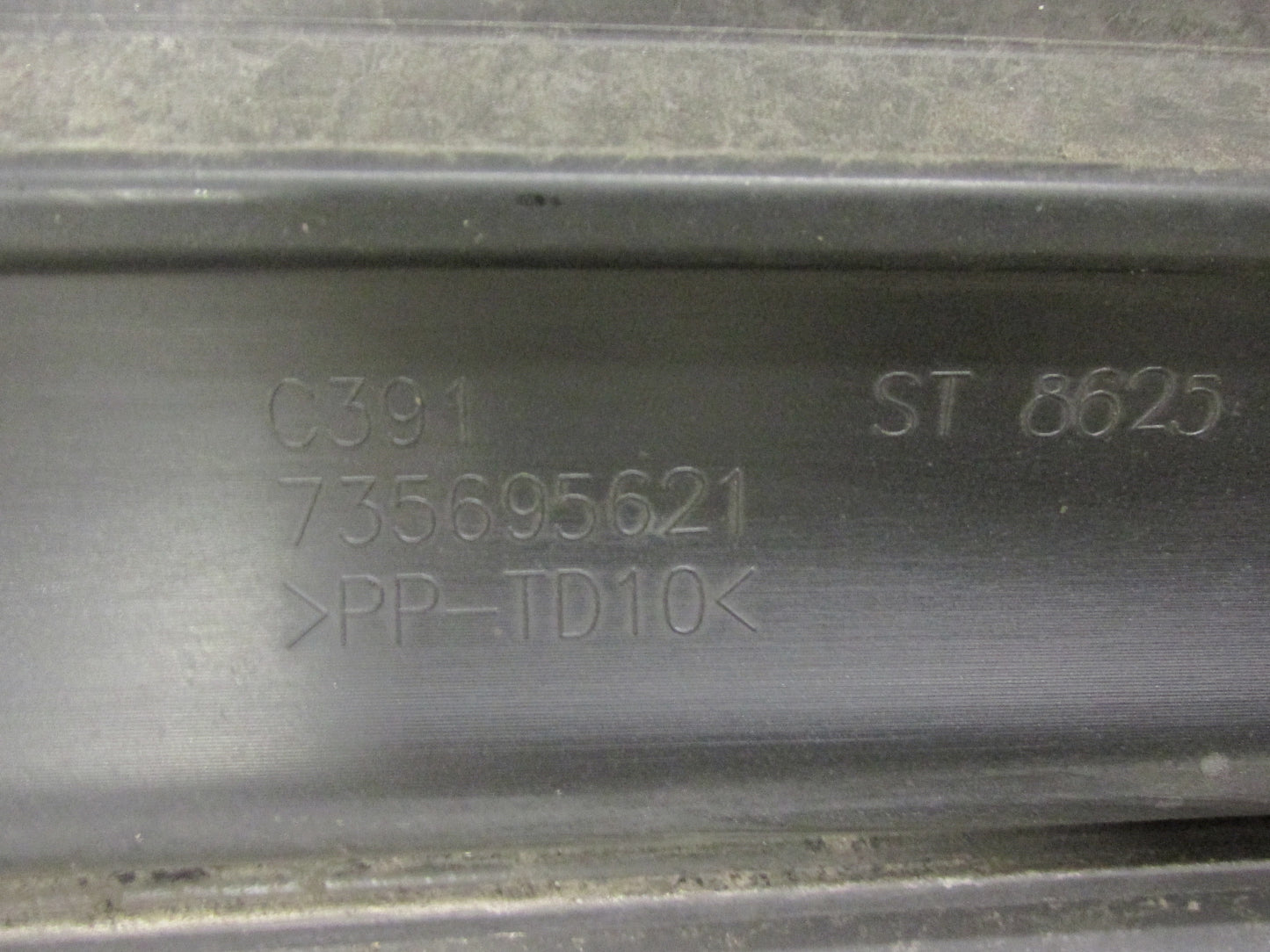 Original Fiat 500 Stoßstange Stoßfänger Bumber Hinten 735695621