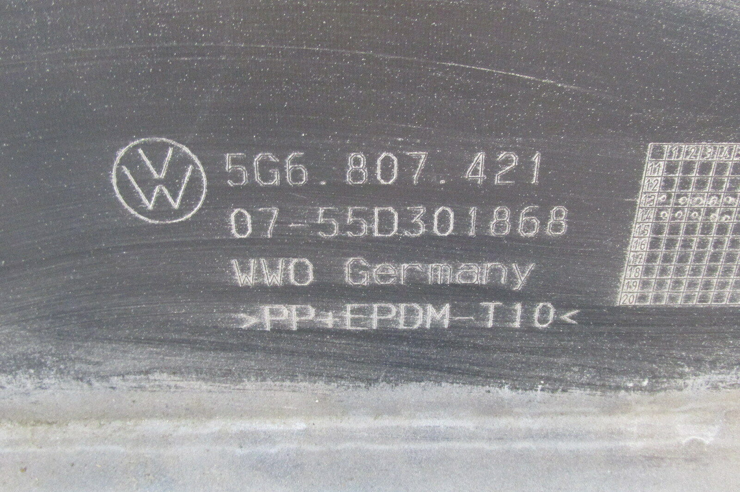 VW Golf 7 VII Stoßstange Stoßfänger Heckschürze Hinten original 5G6807421 PDC