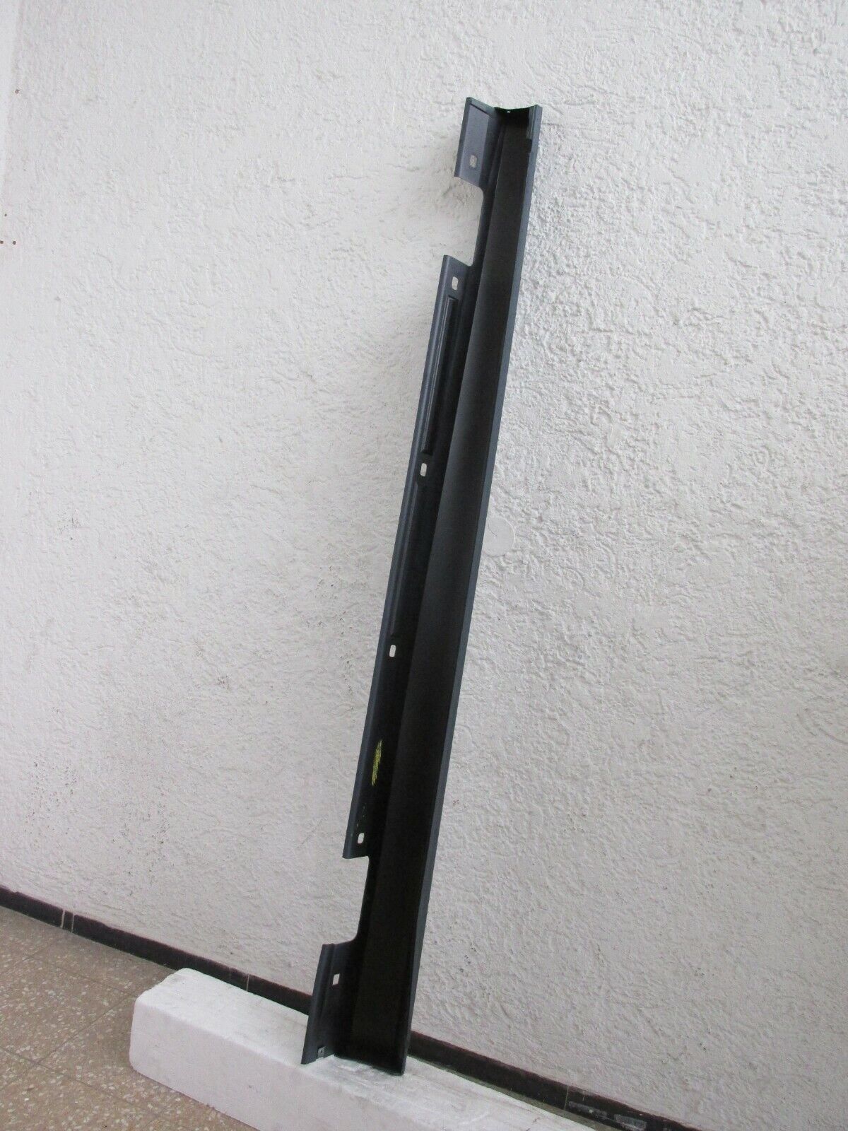 Mercedes B KLasse Schweller Vorne Rechts original A2466901449/R