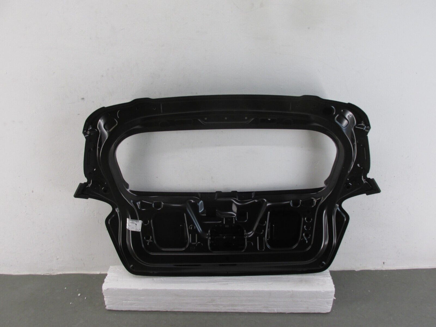 original Opel Karl1.0 12V GV8 Heckklappe Kofferraumtür Kofferraumklappe 42765504