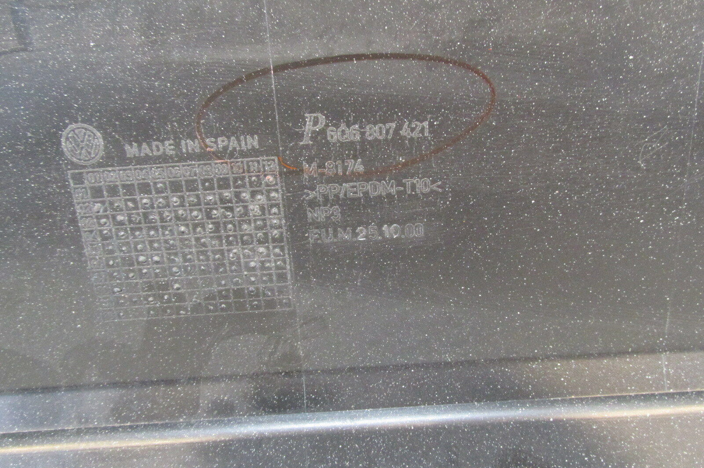 VW Polo Stoßstange Stoßfänger Heckschürze Hinten original 6Q6 807 421
