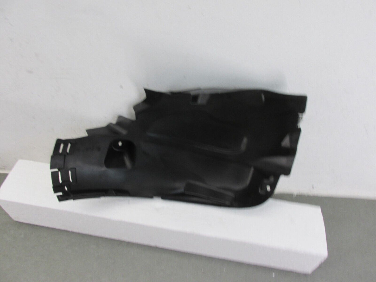 original Opel Corsa D Schutzverkleidung Vorne Rechts Radhaus 13187355