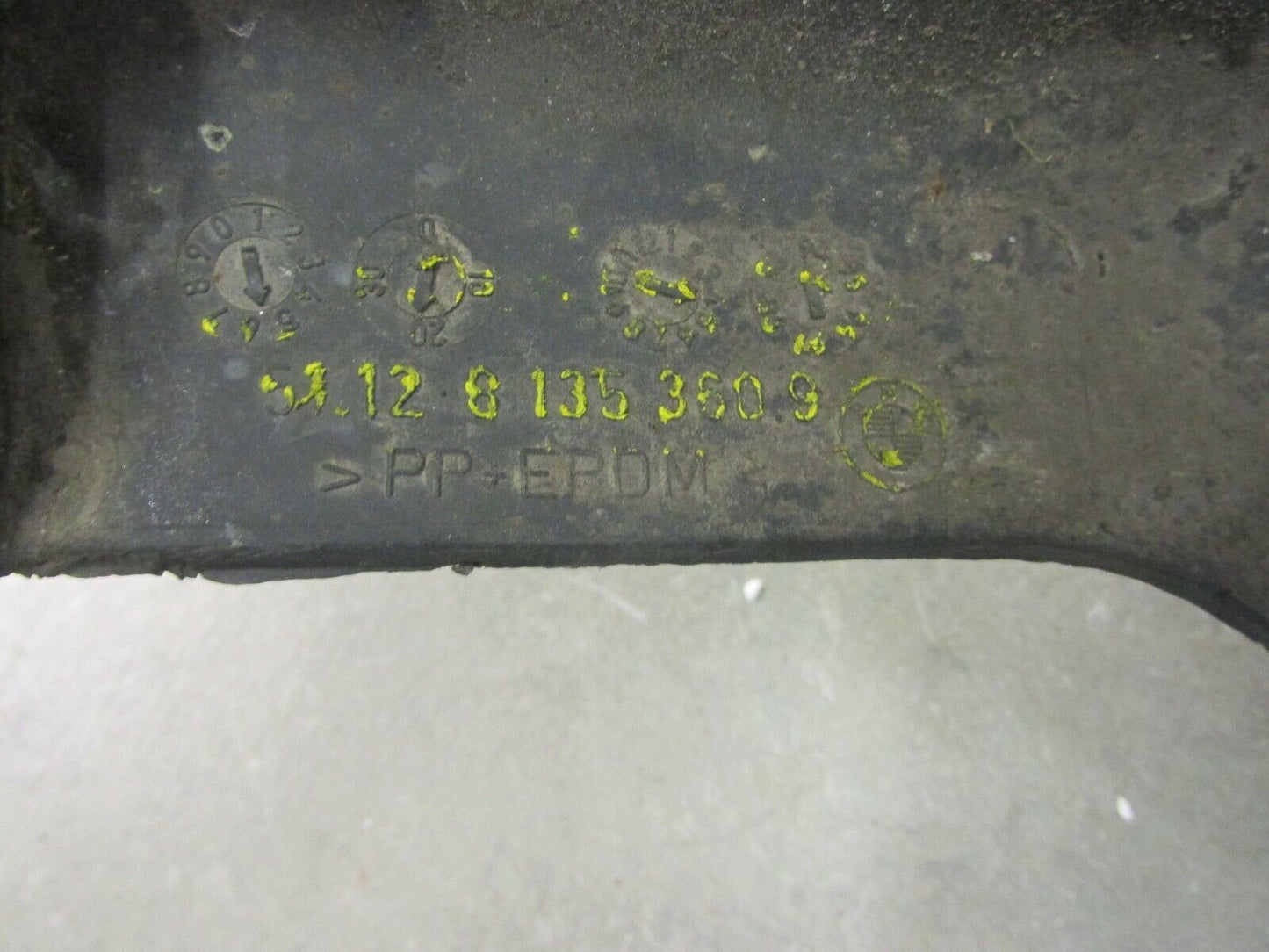 BMW 3 E46 Stoßstange Stoßfänger Heckschürze Hinten original 5112 8 135 3609 PDC