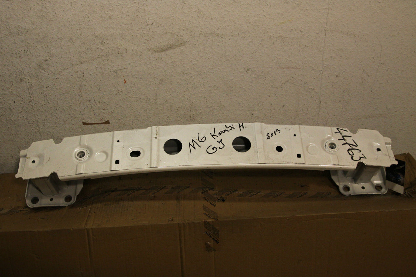 Mazda 6 6J Kombi hinten Stoßstangenverstärkung Verstärkung Bj 2013