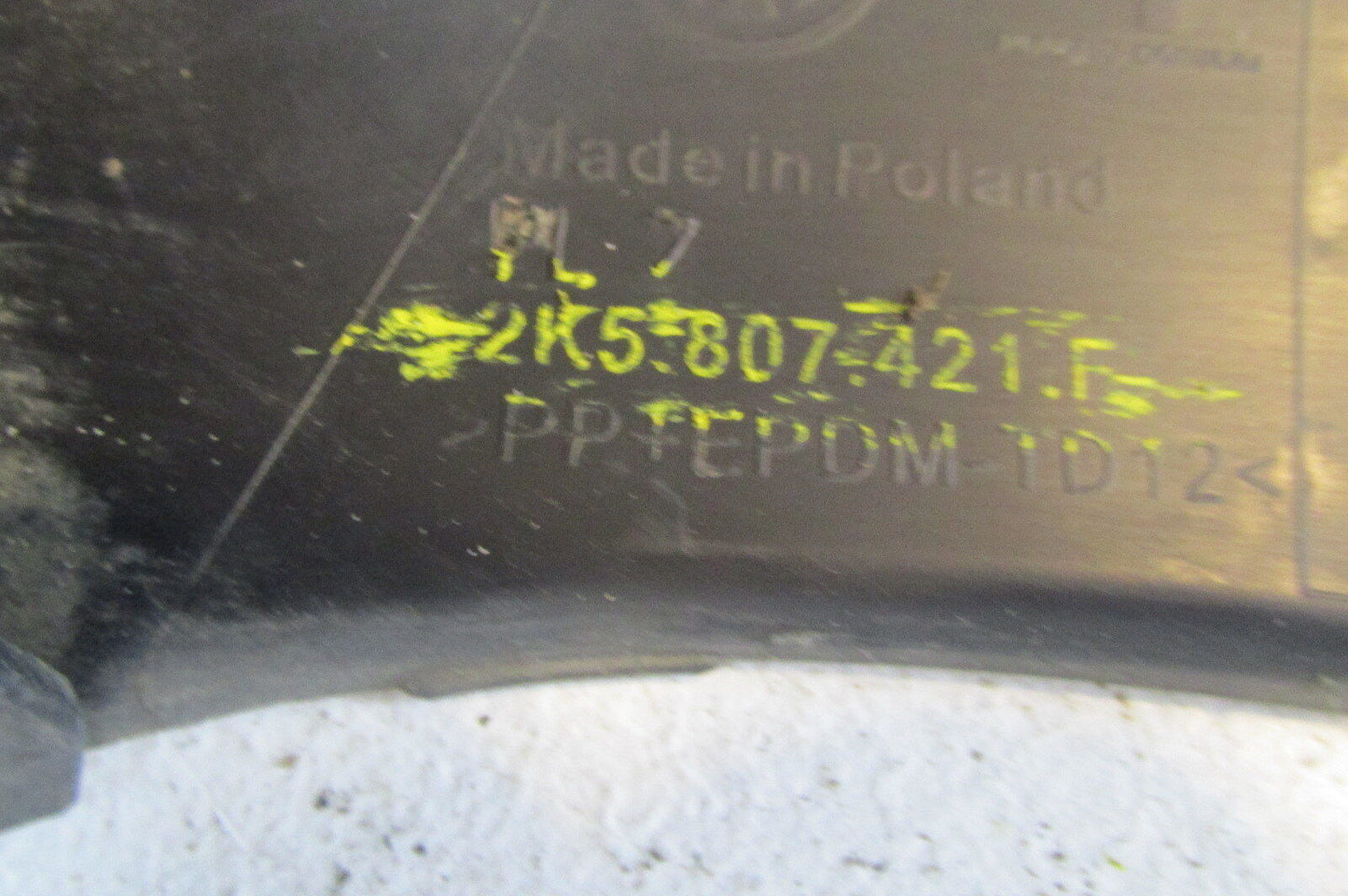 VW Caddy Stoßstange Stoßfänger Heckschürze Hinten original 2K5 807 421 F