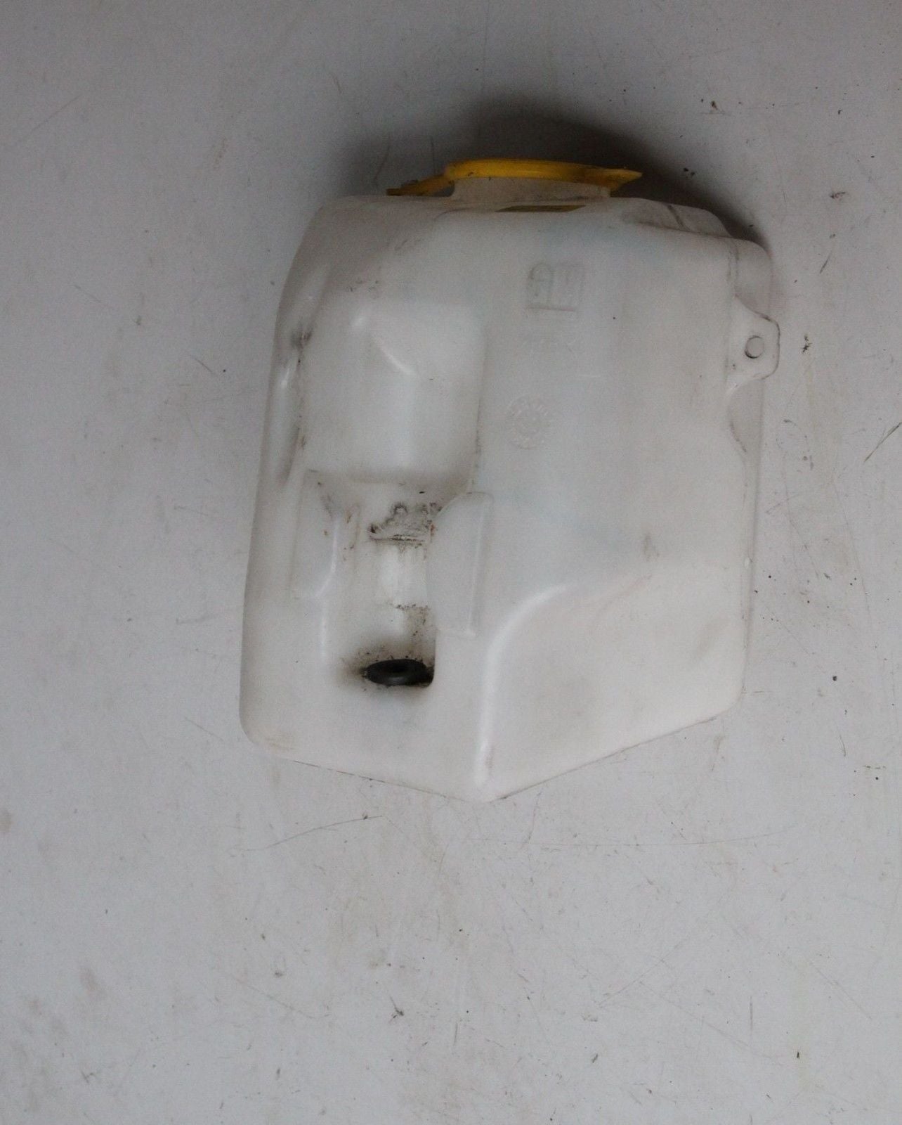 Opel Combo Wischwasserbehälter Scheibenwasserbehälter ohne Pumpe