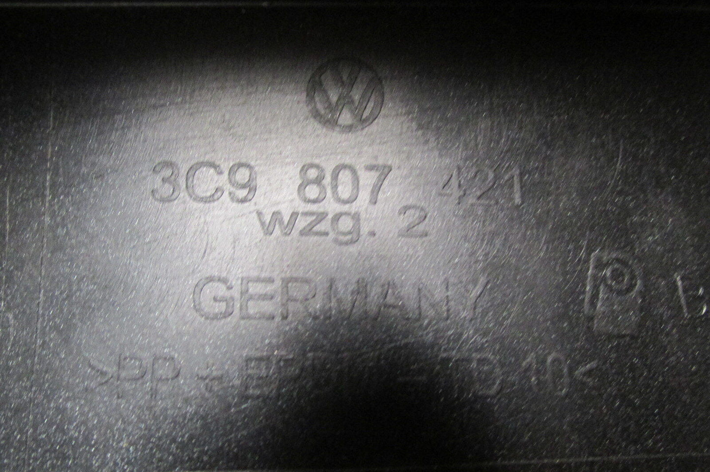 VW Passat 3C Stoßstange hinten Heckschürze 3C9807421 original PDC