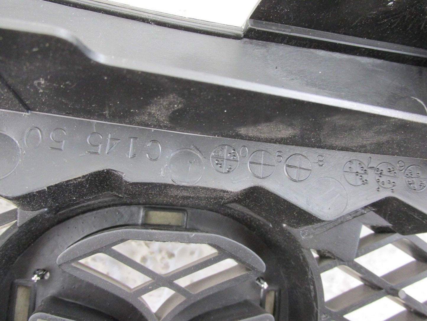 Mazda Premazy original Grill Frontmaske Frontgrill Kühlergri C14550712