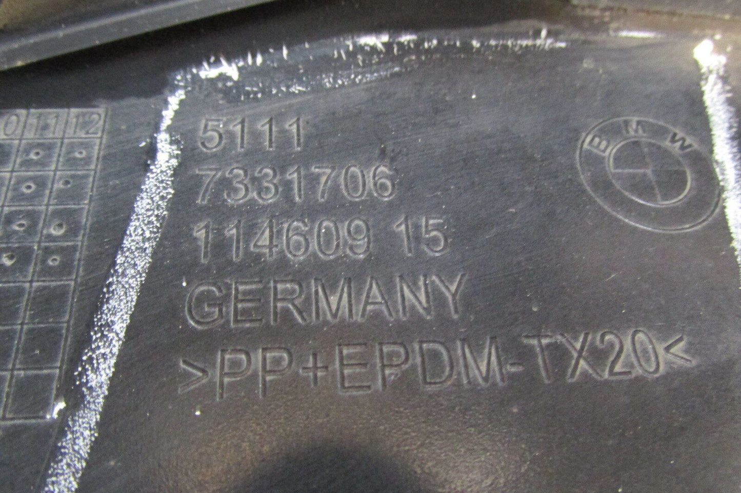BMW 5 F10 F11 Stoßstange Frontschürze Stoßfänger original 51117331706 PDC SRA