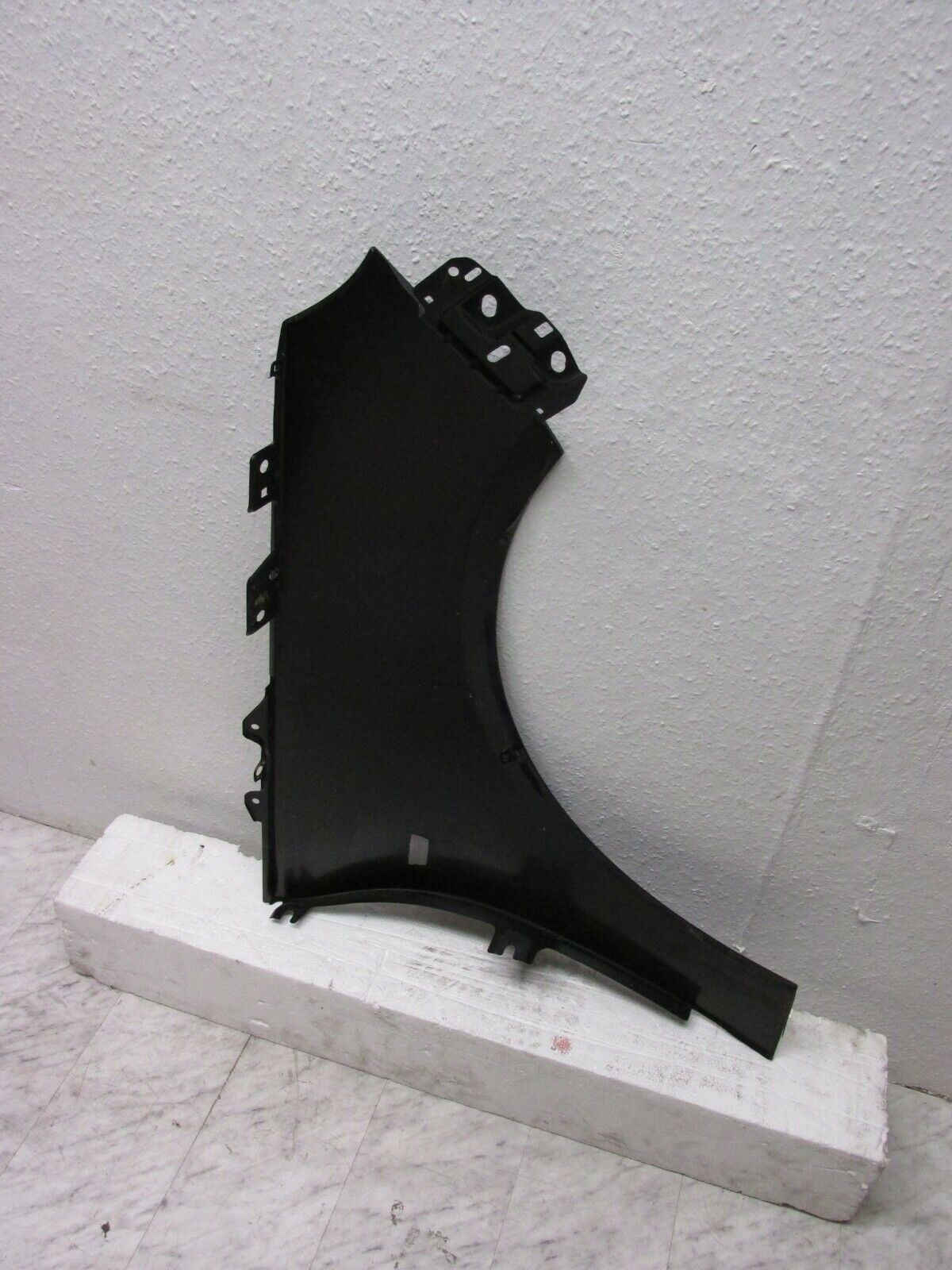 Renault Megane Kotflügel vorne links original 820099338
