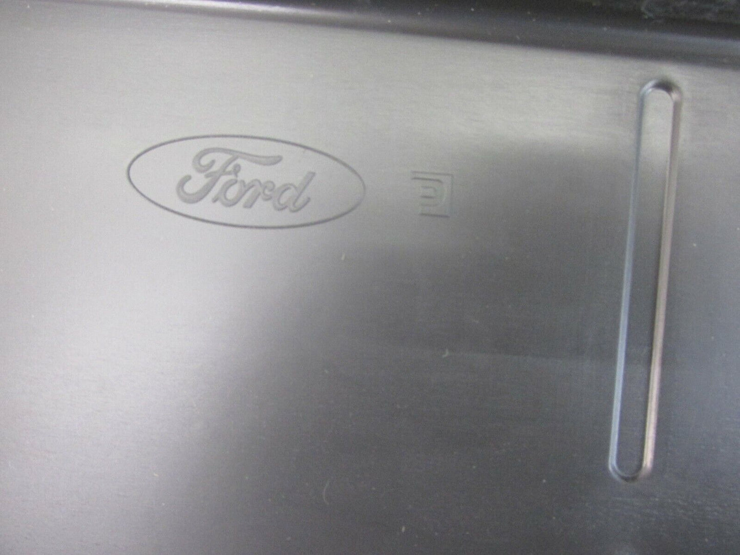 Neu original Ford Fiesta MK7 Grill 8A61 17B968D