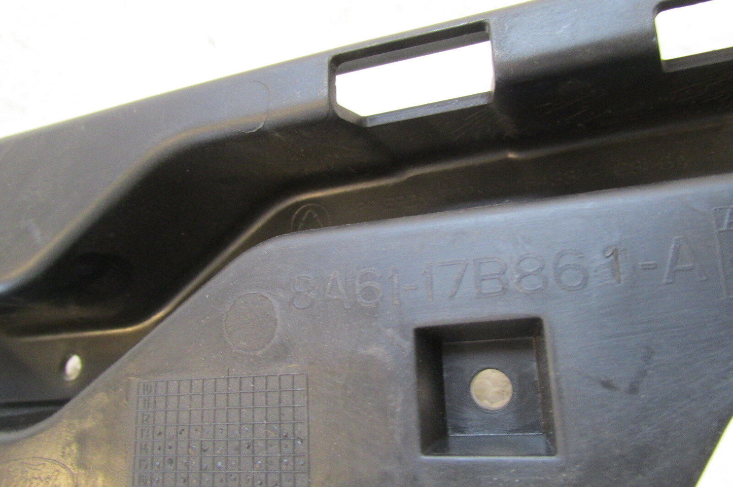 Ford Fiesta Stoßstangenhalter hinten Mitte 8A61 17B861 AB original