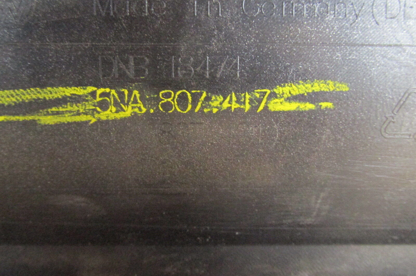 VW Tiguan Stoßstange Stoßfänger Heckschürze Hinten original 5NA 807 417