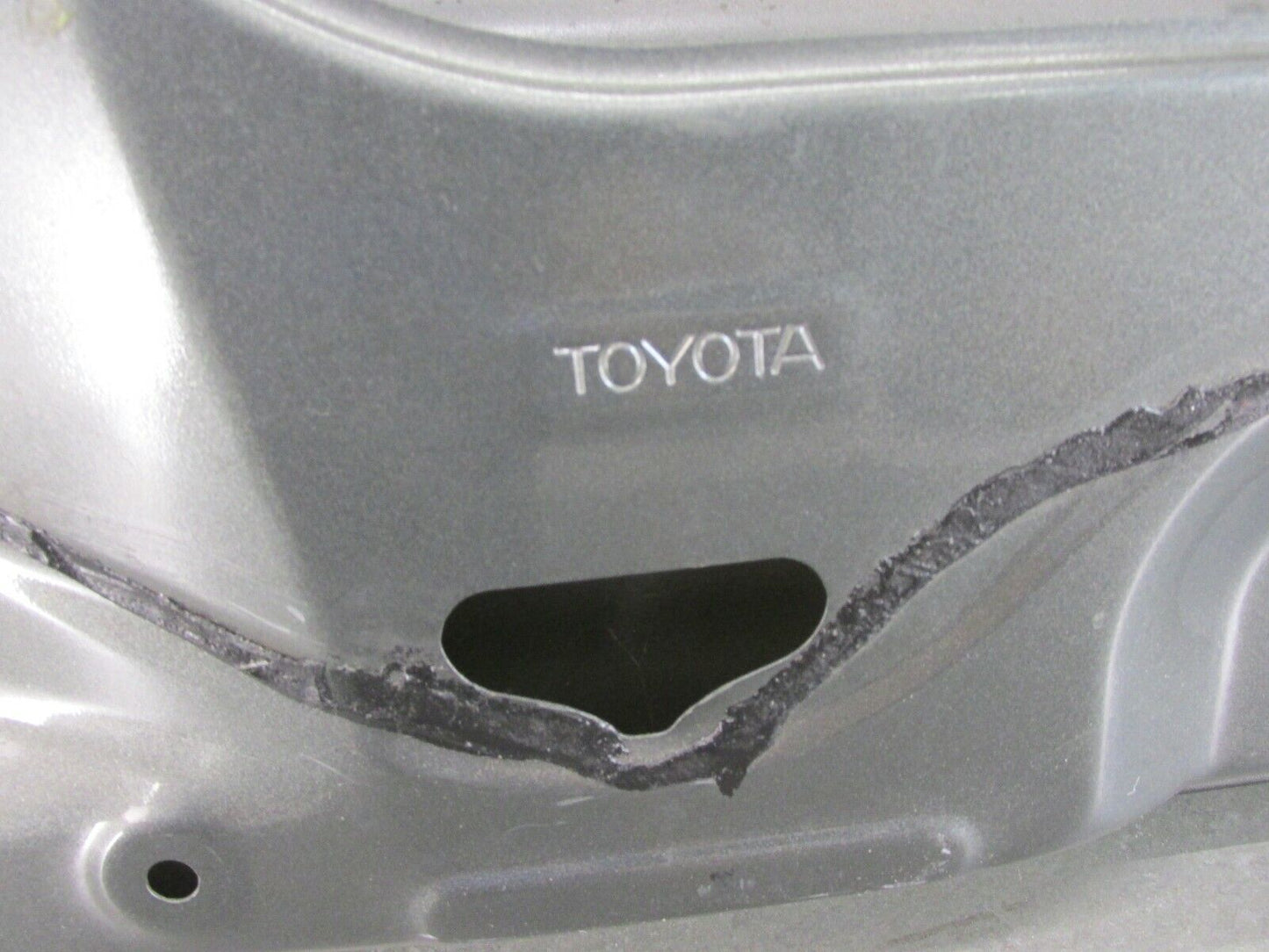 Toyota Corolla E12 3Türer vorne rechts Beifahrerseite original