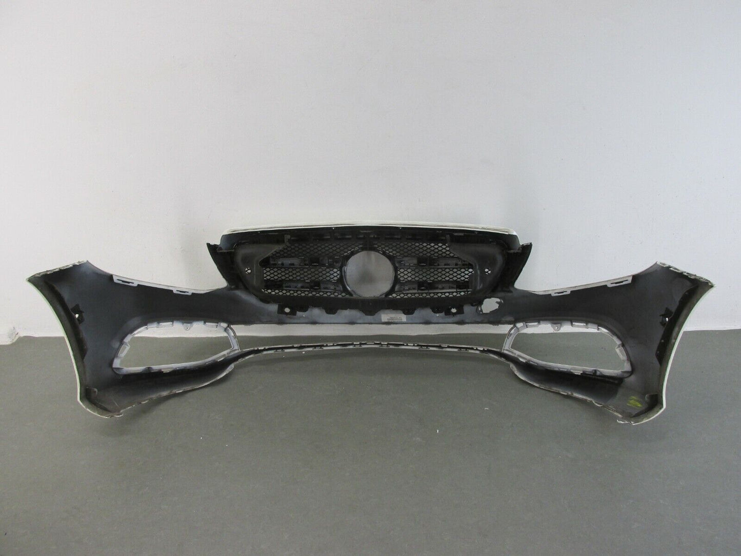Mercedes E Klasse Stoßstange vorne Frontschürze original A213885D238 PDC Kamera