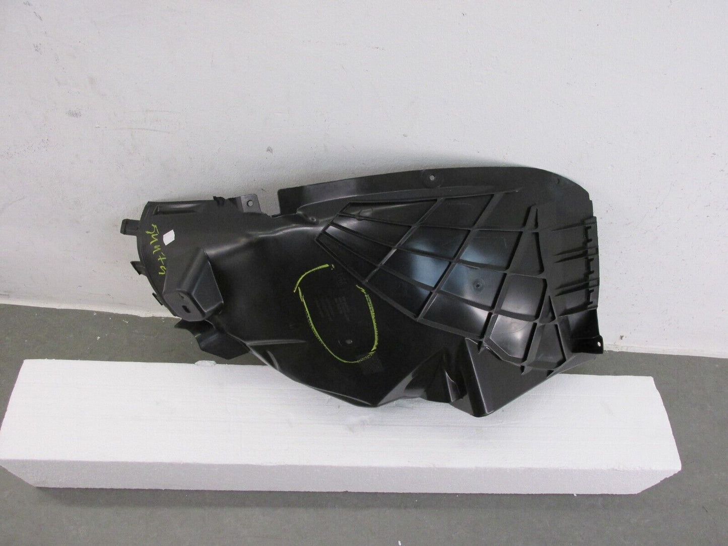 original Opel Corsa E Verkleidung Radhaus Vorne Links 39026893