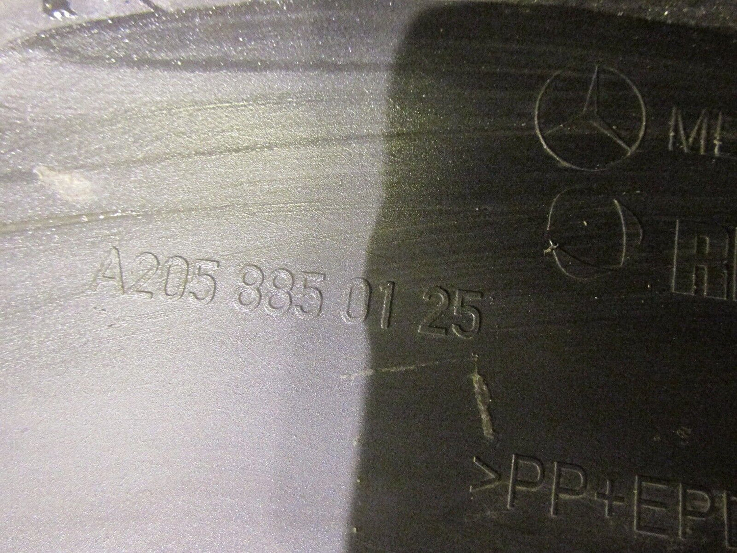 Mercedes C Klasse Stoßstange vorne - Frontschürze - Stoßfänger A2058850125 PDC