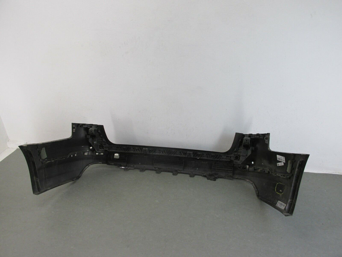 Audi A4 8W Kombi ALLROAD Stoßstange Hinten Heckschürze original 8W9807521 PDC