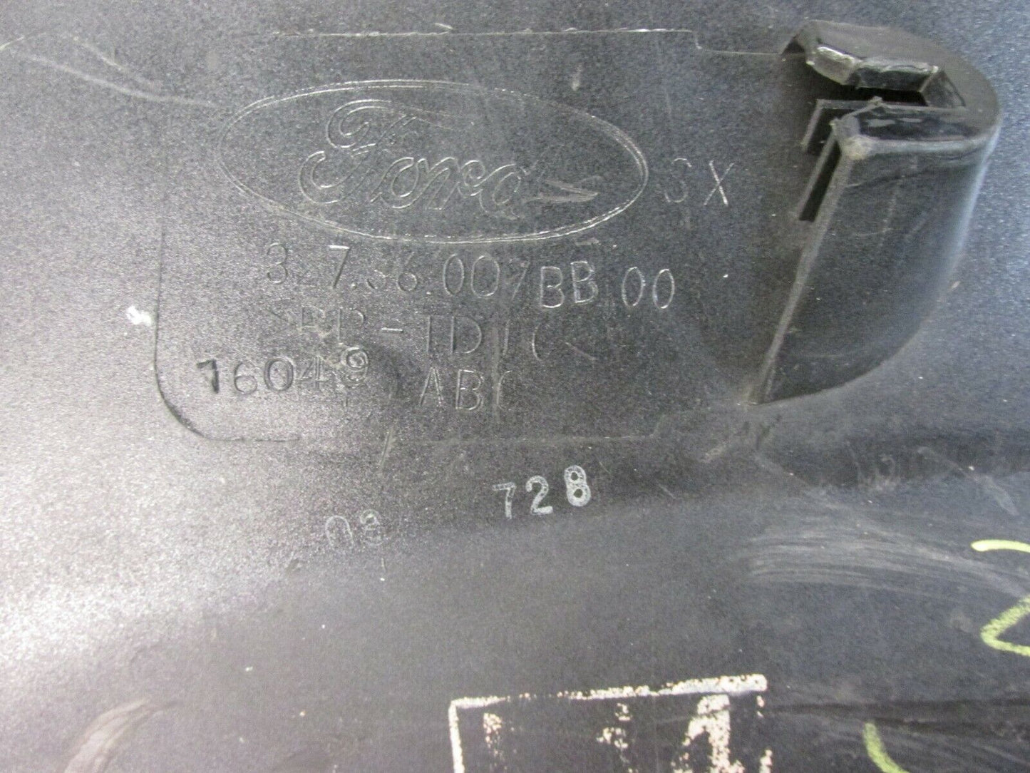 Ford Street Ka original Kotflügel vorne links Stoßstange Eck