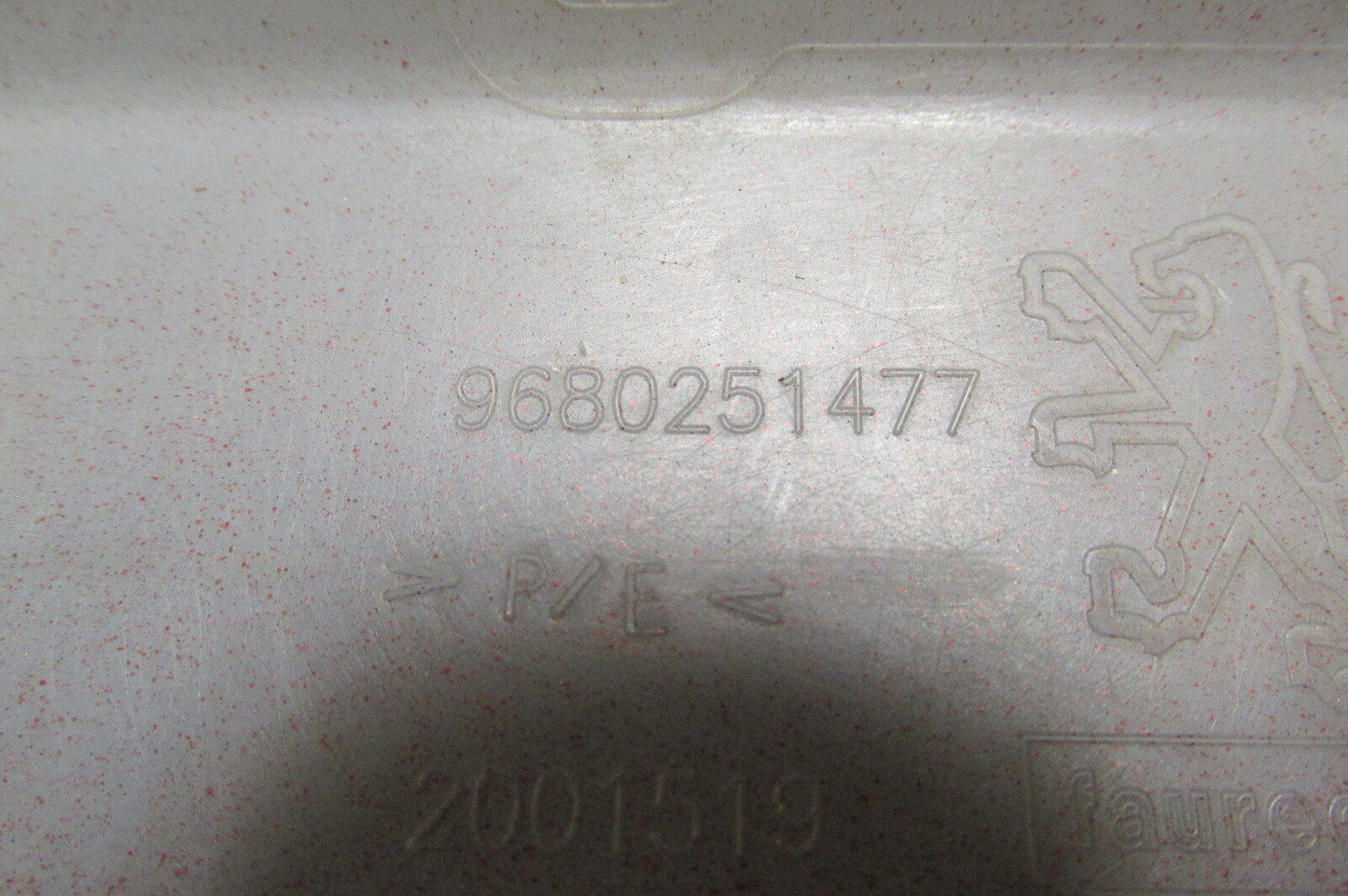 Peugeot 207 SW Stoßstange Stoßfänger Heckschürze Hinten original 9680251477