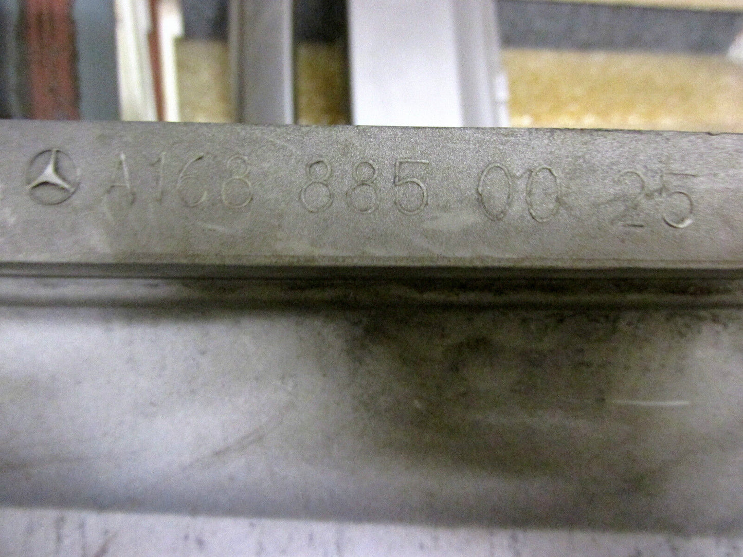Mercedes A Klasse A168 original Stoßstange vorne Frontschürze - A168 885 0025