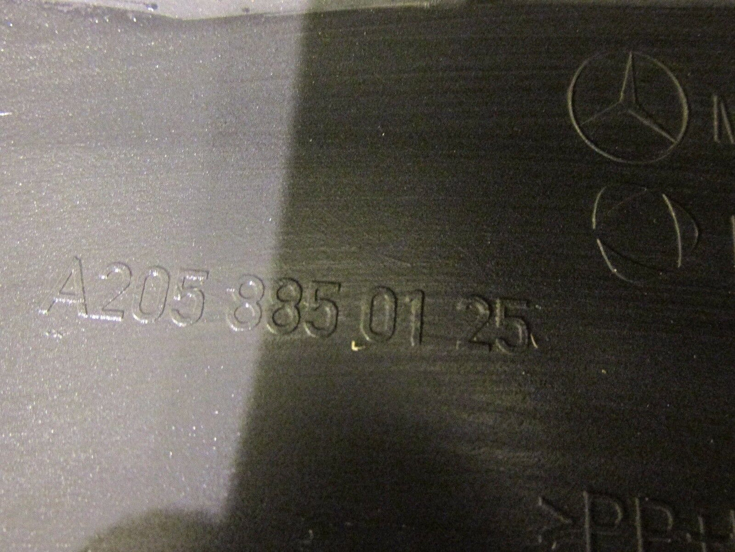 Mercedes C Klasse Stoßstange vorne - Frontschürze - Stoßfänger A2058850125 PDC