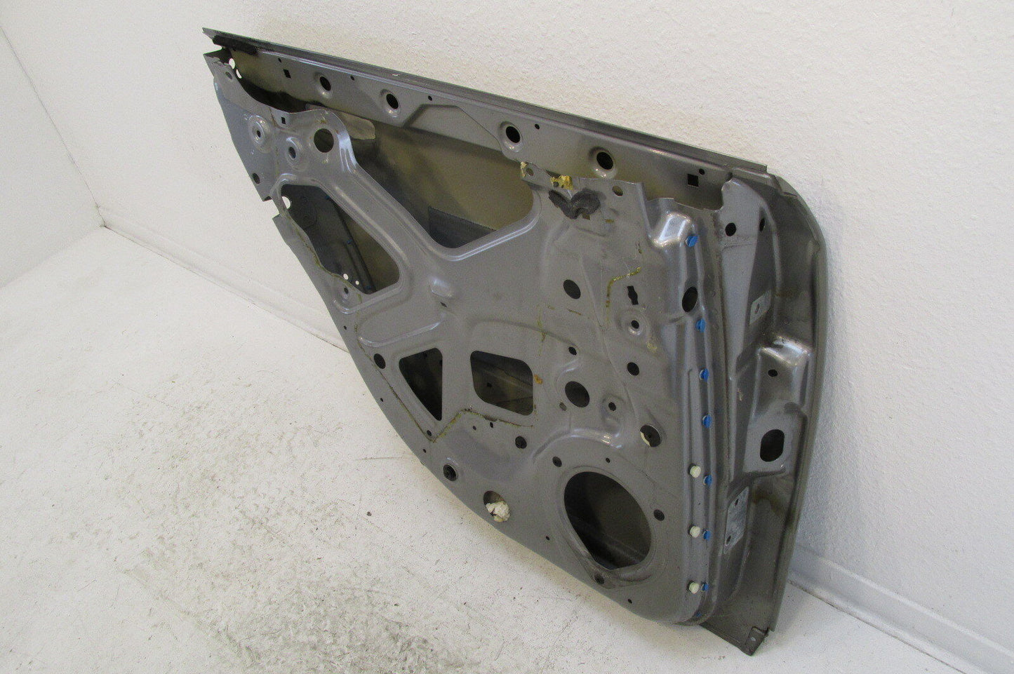 Audi A4 8E Tür hinten links Türe original