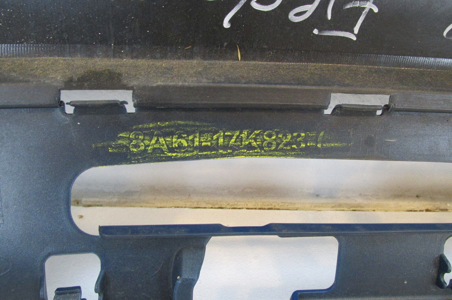 Ford Fiesta Stoßstange Stoßfänger Heckschürze Hinten original 8A6117K823