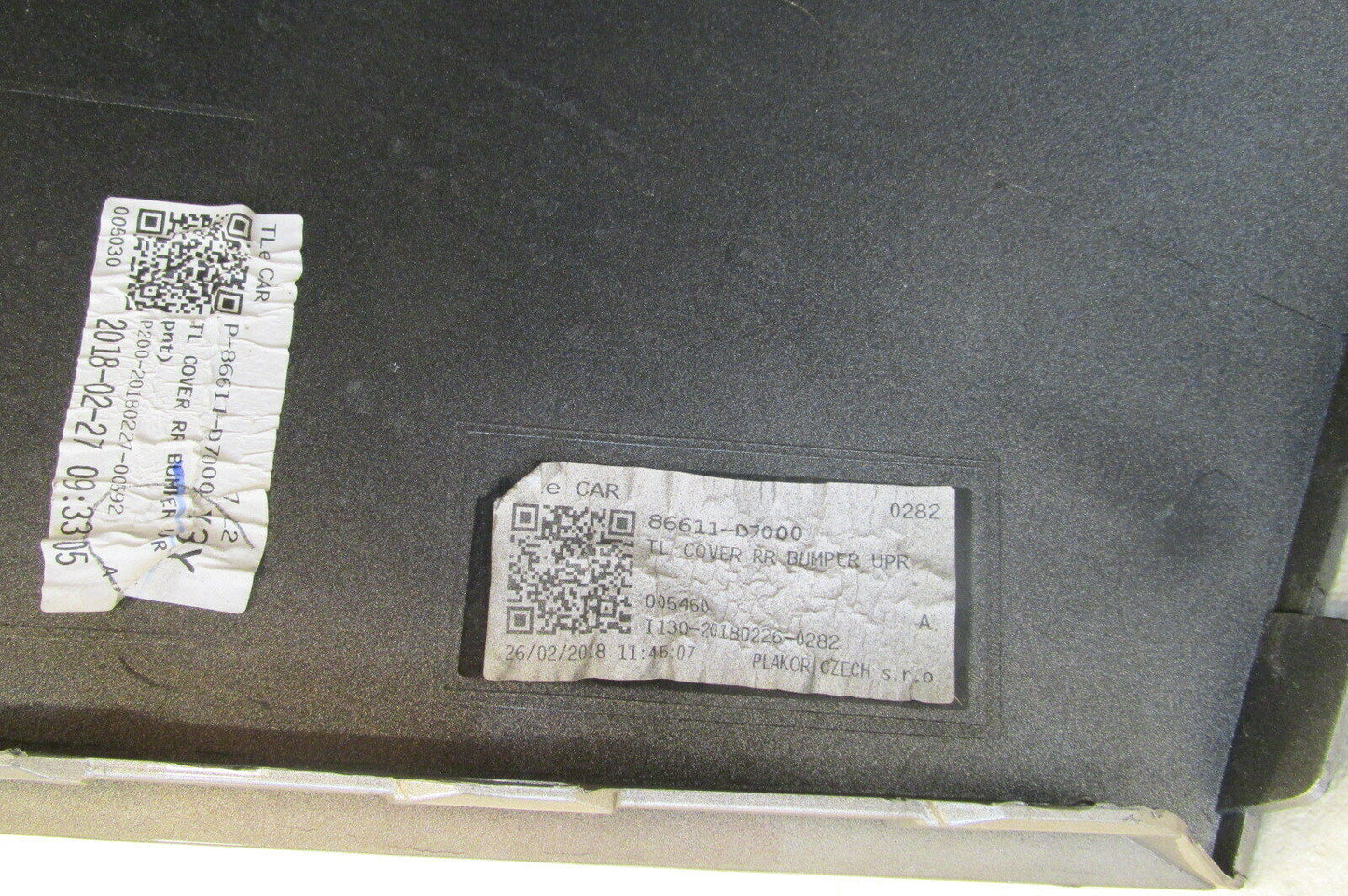 Hyundai Tuscon Stoßstange Heckschürze Hinten original 8611 07000 PDC Riss