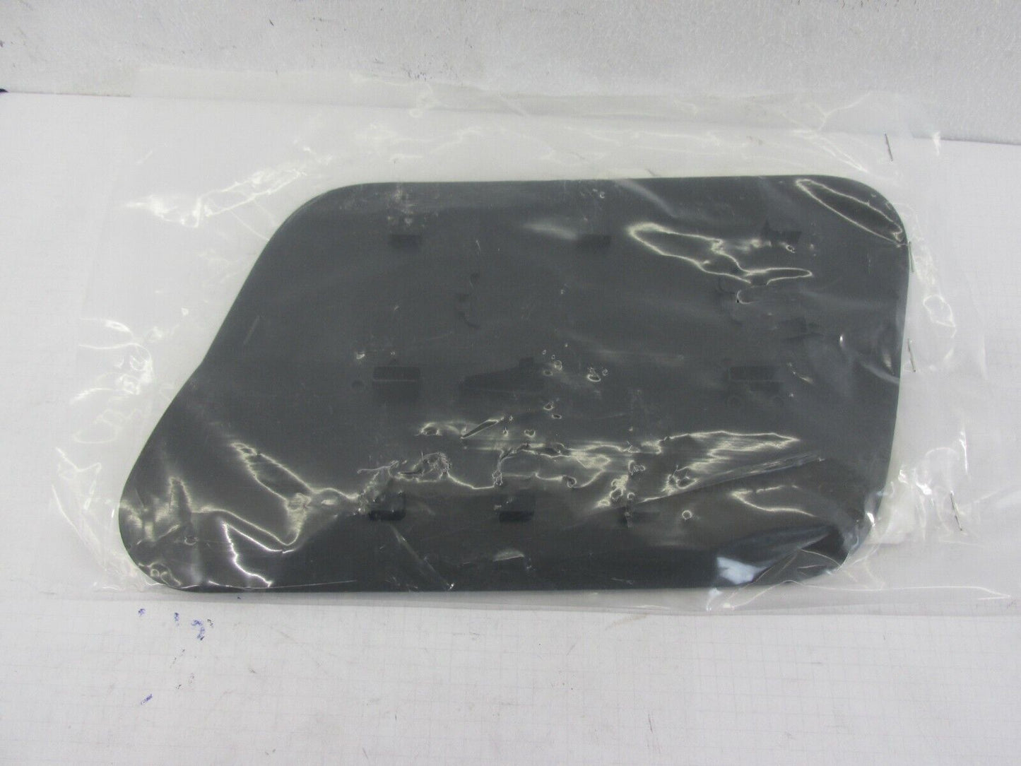 Neu original Tankklappe Peugeot 3008 9810146680