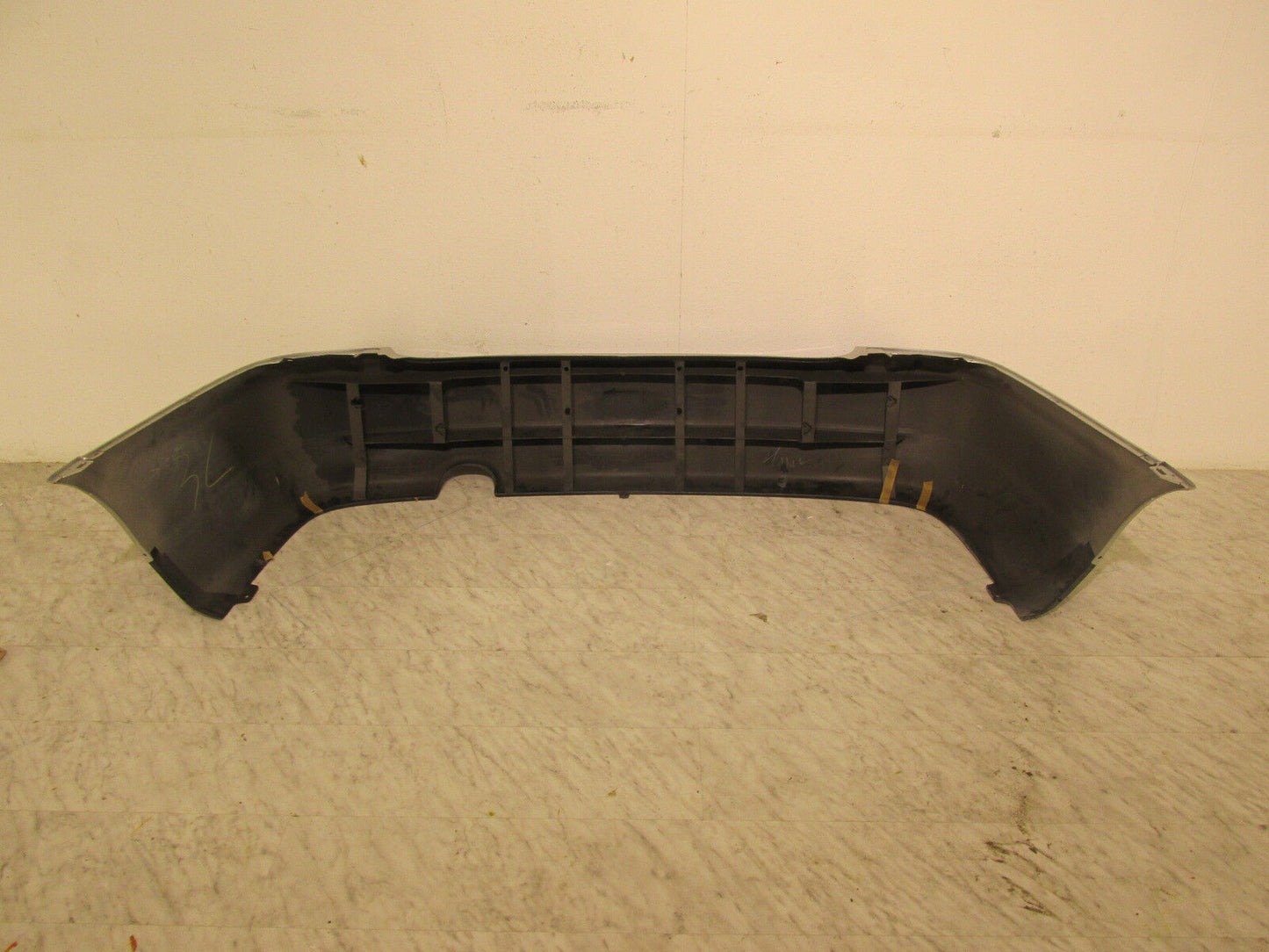 Mazda B4 Tür Stoßstange Hinten Heckschürze original BO1J50221