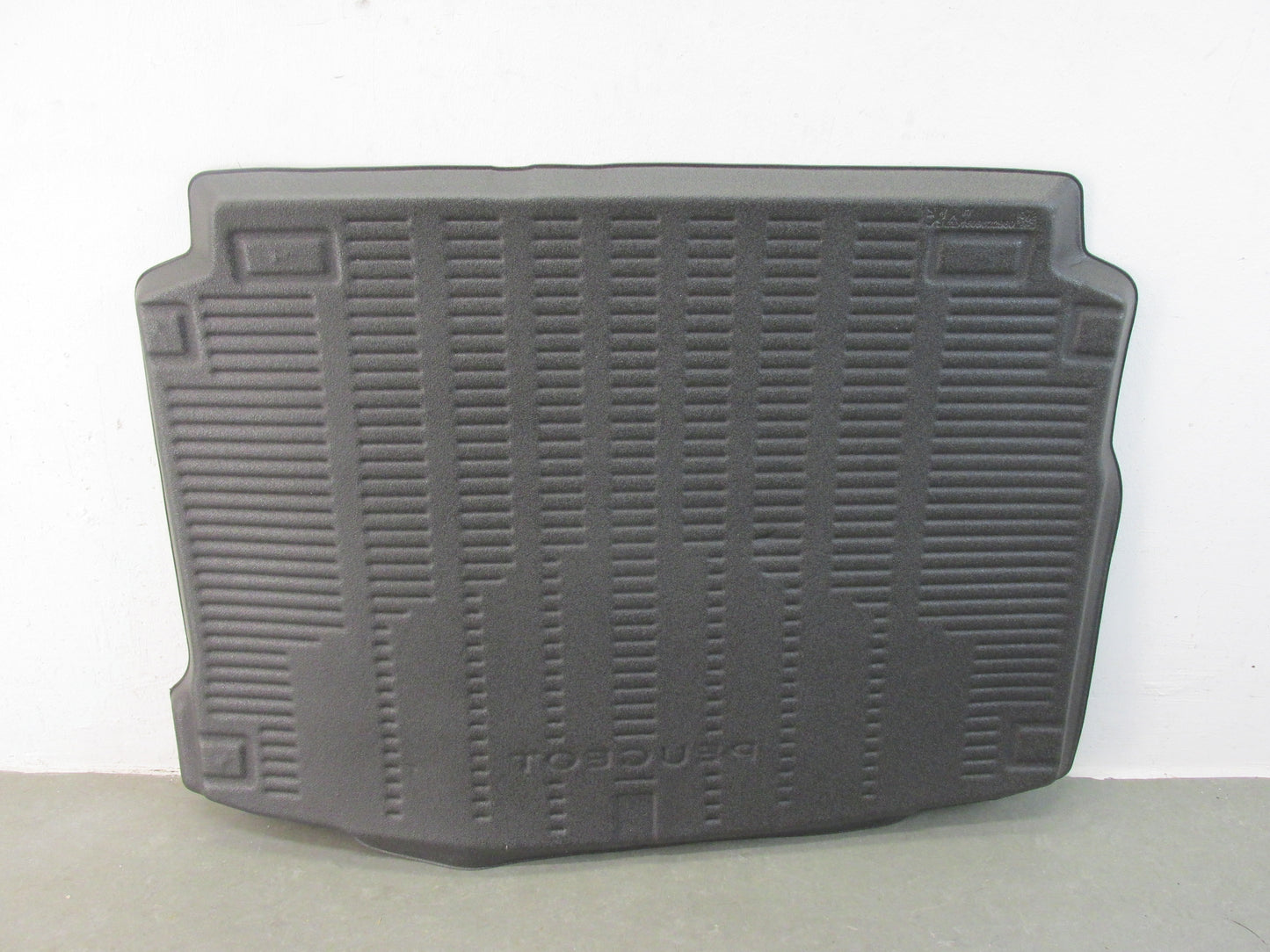 Original Peugeot Koffer-/Laderaumwanne 1609822980