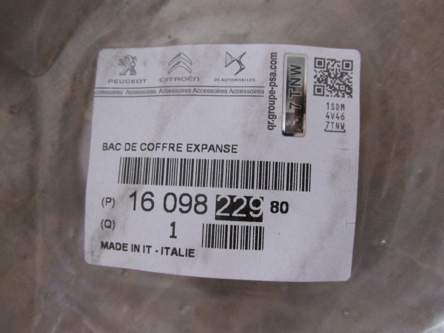 Original Peugeot Koffer-/Laderaumwanne 1609822980