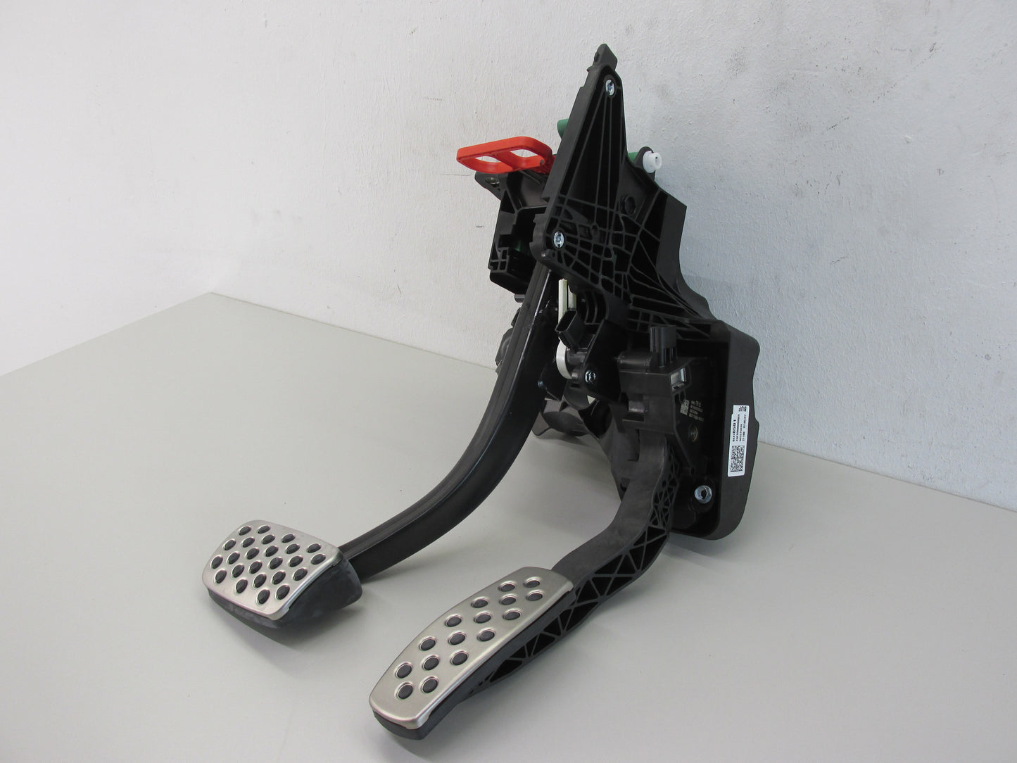 Opel Insignia B neu original PEDALWERK Pedale YR00611080 84478591