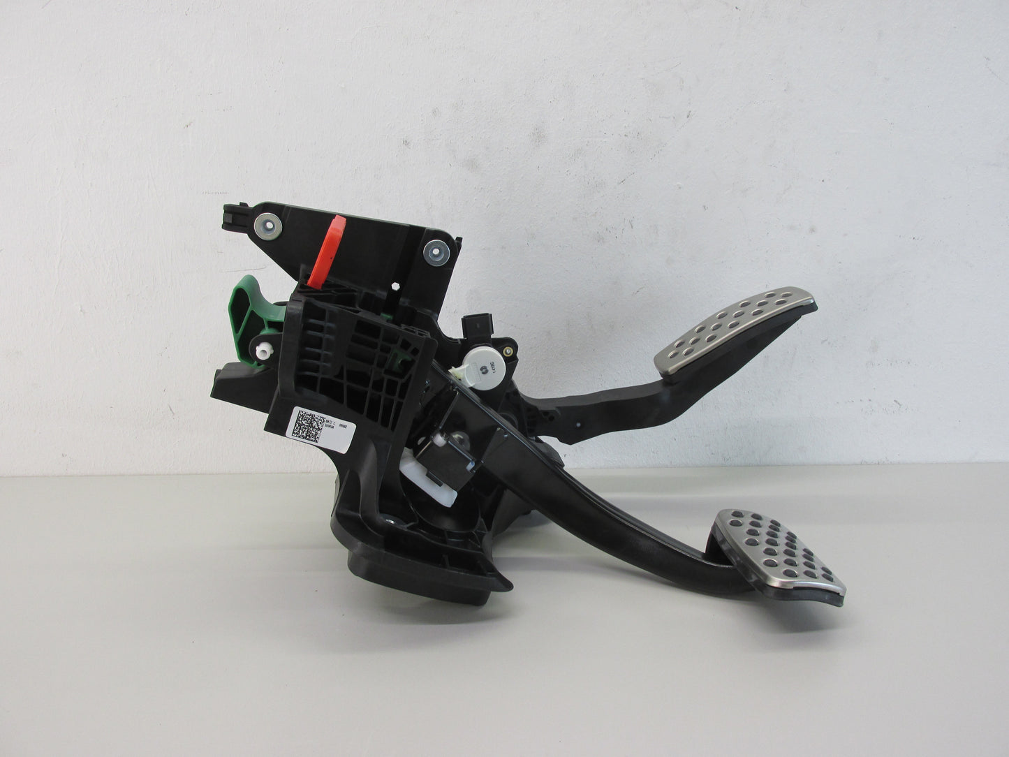 Opel Insignia B neu original PEDALWERK Pedale YR00611080 84478591