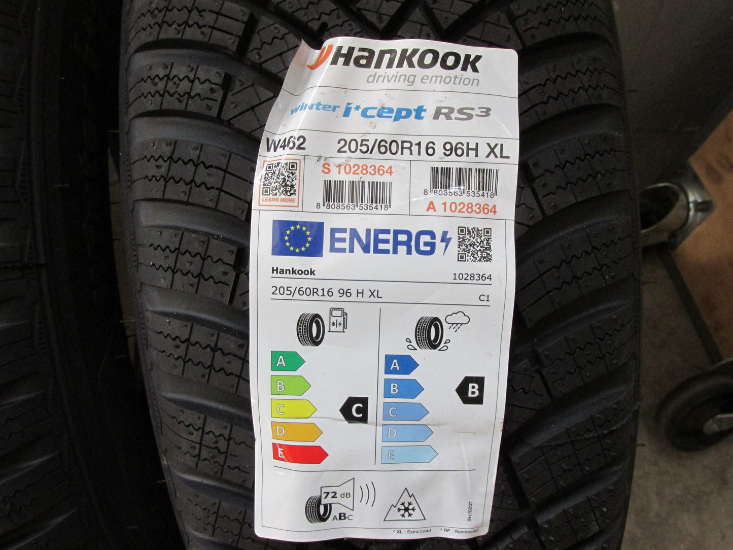 Neu Winterreifen Hankook Winter i cept RS3 205/60 R16 96H XL