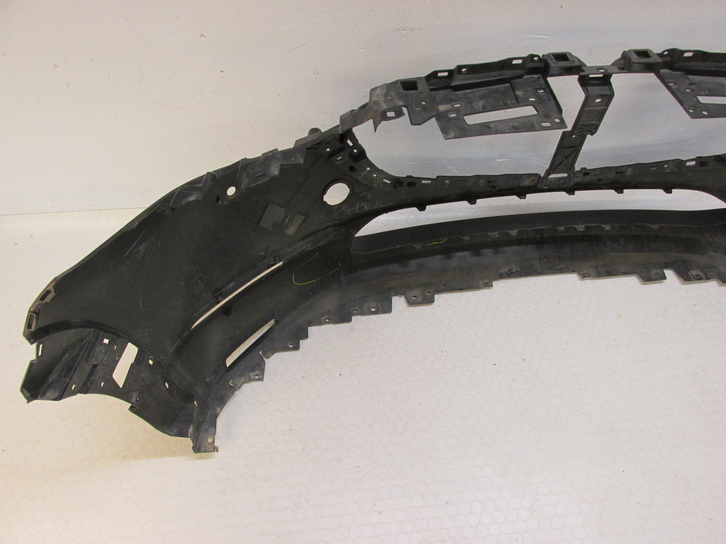 Original Mazda CX-30 original Stoßstange vorne Frontschürze DFR5-50031 PDC