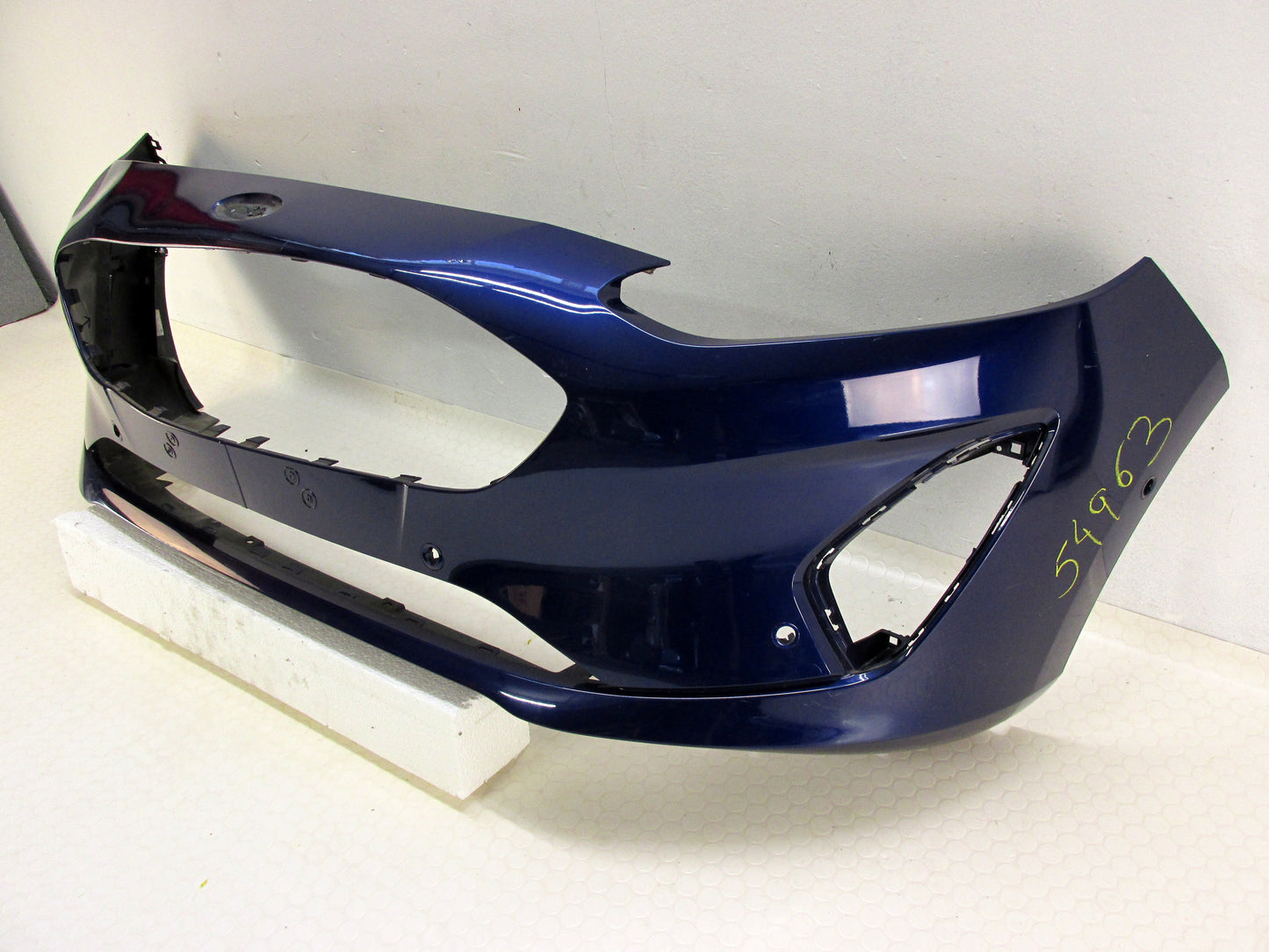 Ford Fiesta MK8 Stoßstange vorne Stoßfänger original H1BB17K819 PDC