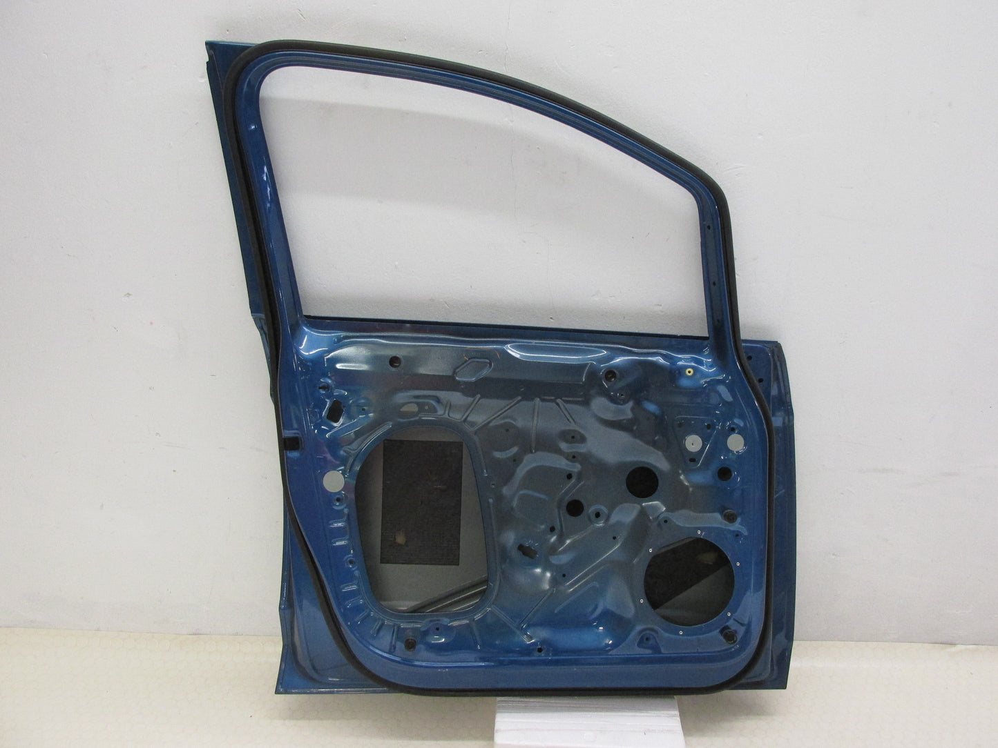 Original VW Touran Fahrzeugtür Vorne Links 5TA 831 311F