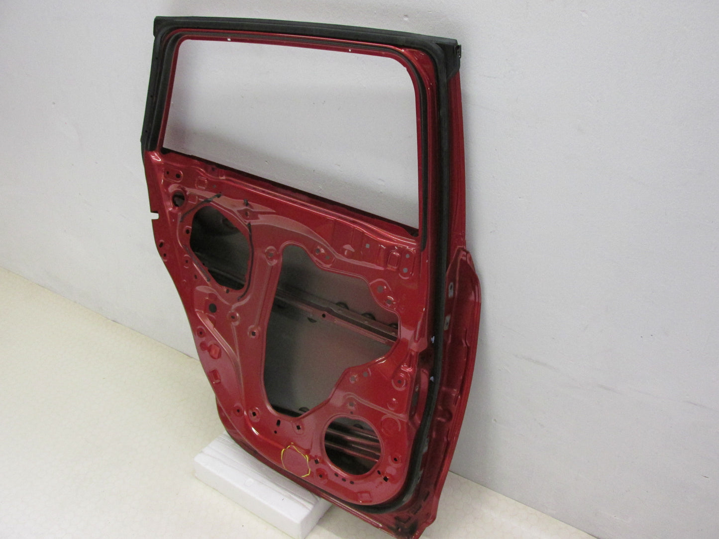 Original Mazda 6 Kombi Tür hinten links Fahrerseite  HAGELSCHADEN GHP973010