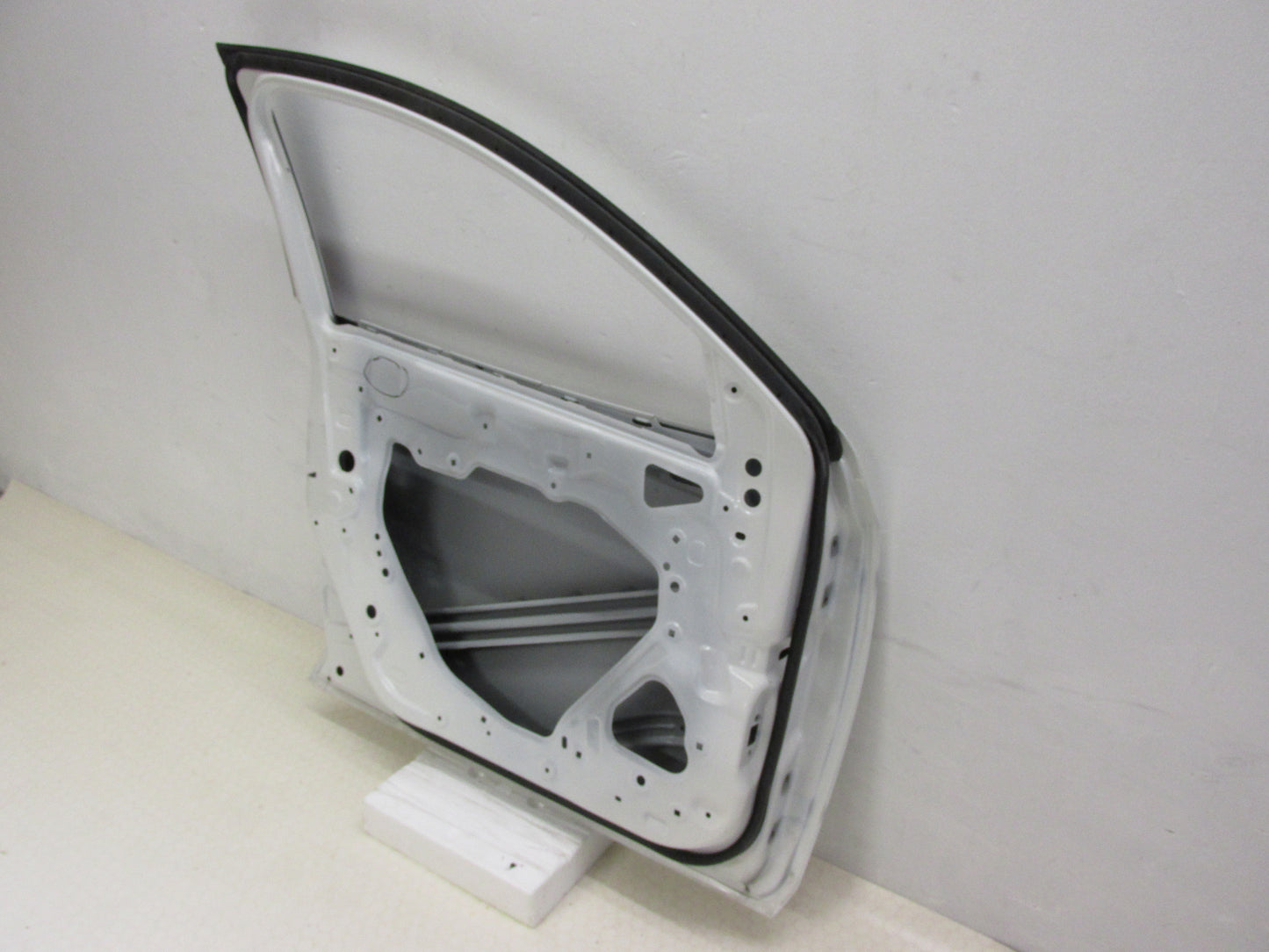 Original Mazda 2  Tür Vorne Links Fahrerseite (DL, DJ) D09L59010