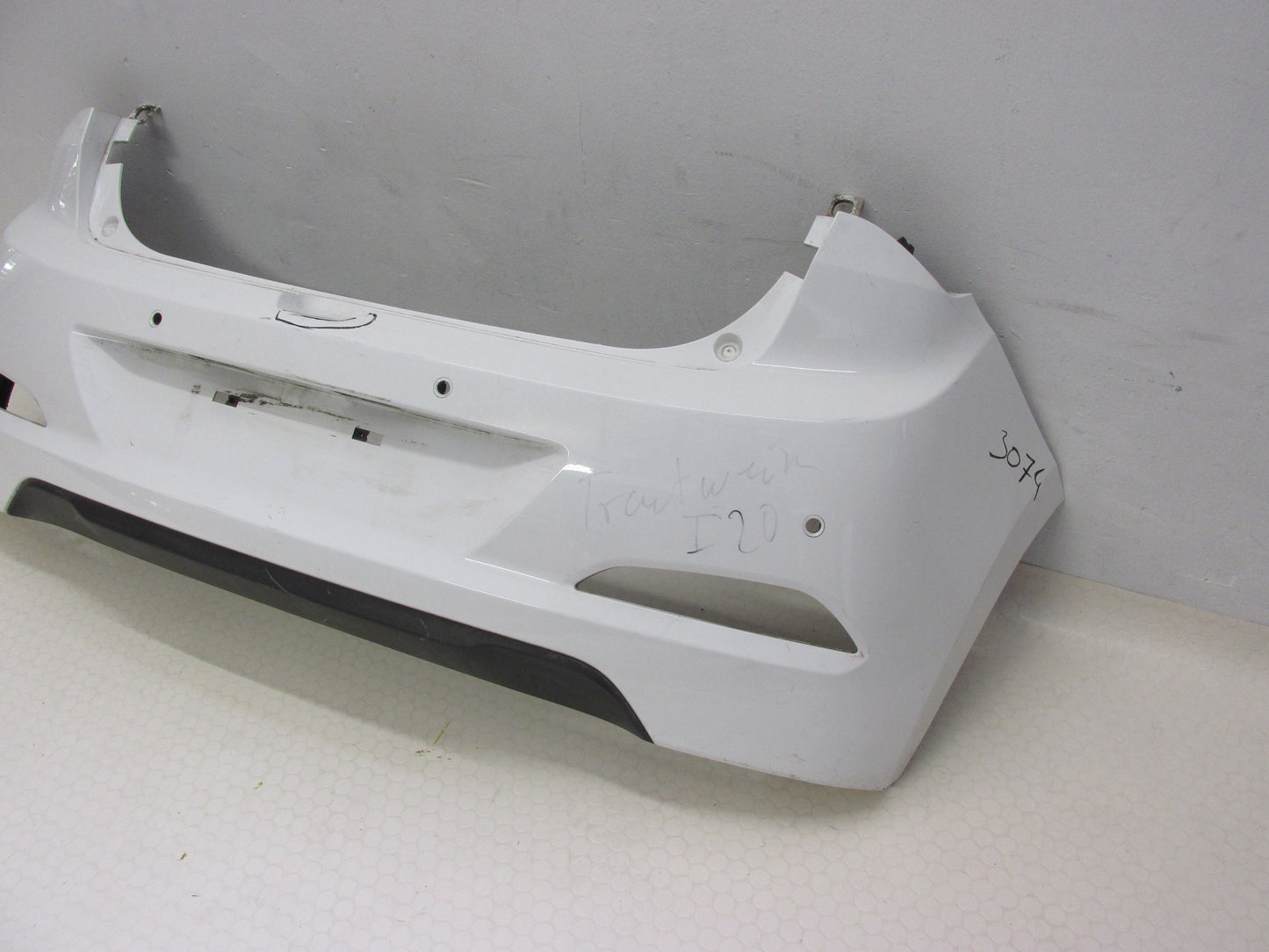 Hyundai i20 Stoßstange Hinten Heckschürze Origimal 86611-C8000/010