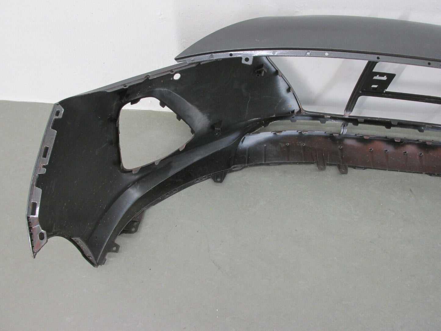 Hyundai i30 Stoßstange vorne Frontschürze Zubehör nicht original 13017201 PDC