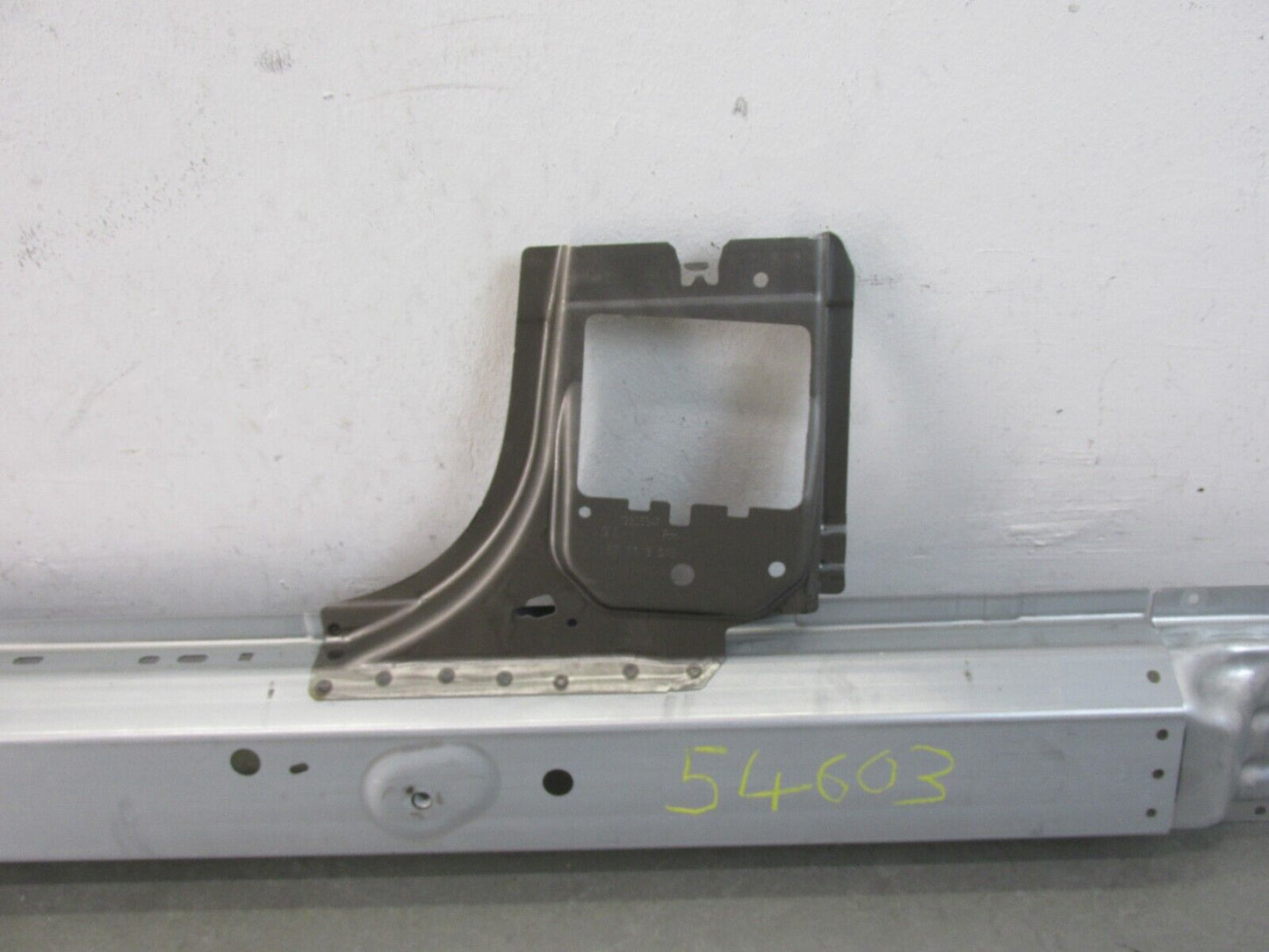Neu original Opel Blech Bodenblech Unterbau Hinten 13306345