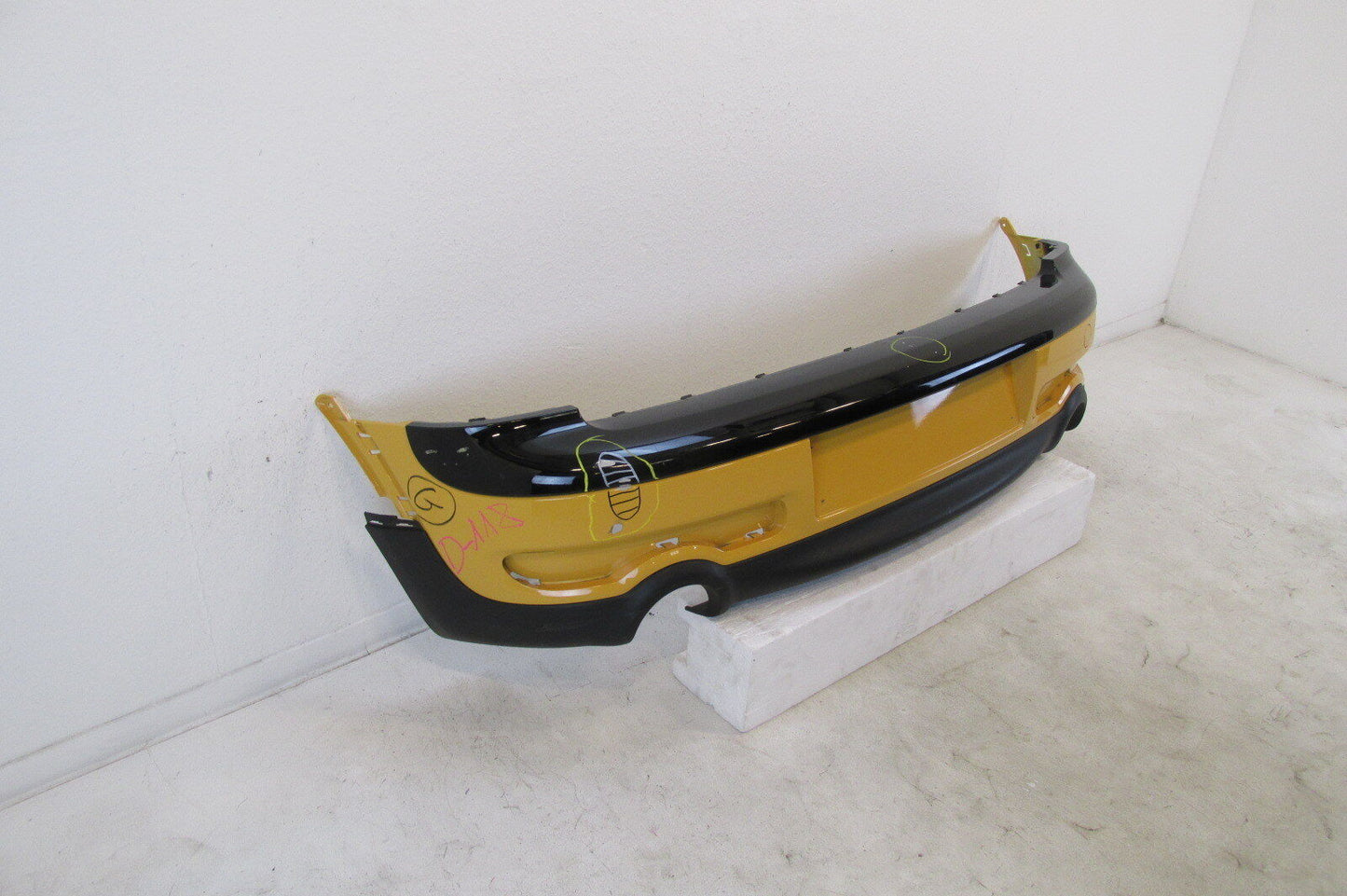 MINI COOPER S  STOßFÄNGER HECKSCHÜRZE STOßSTANGE 51127173629