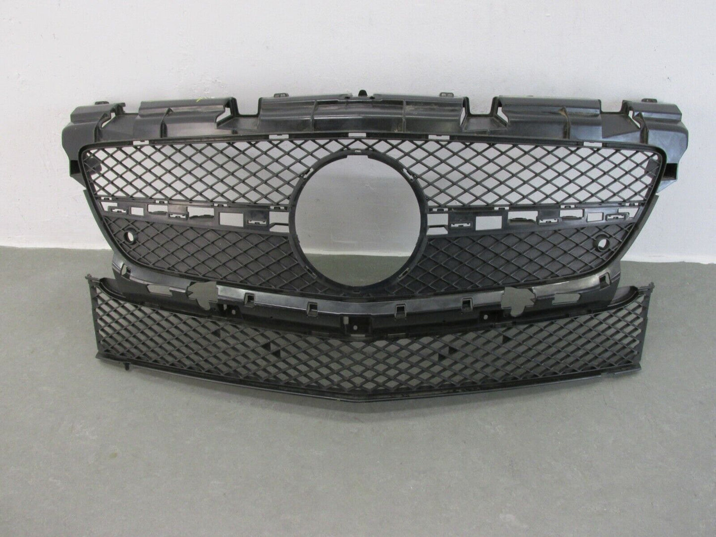 Mercedes SLK R172 original Grill Frontmaske Frontgrill  A172 88 80 16 PDC