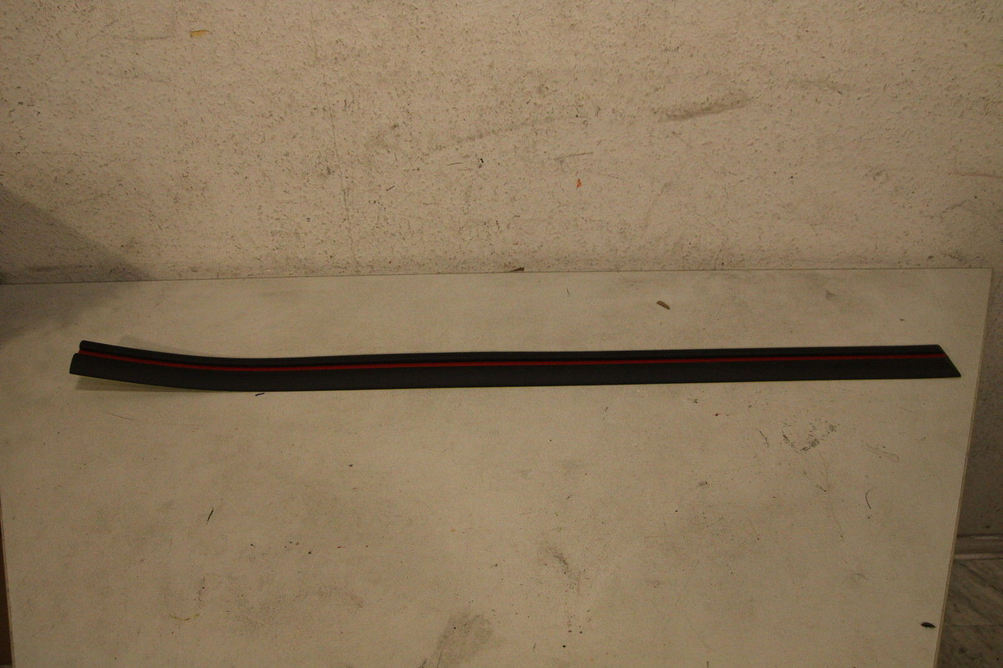 Opel Astra F - Zierleiste - Leiste - links - Schutzleiste - 90510315 - 5171017