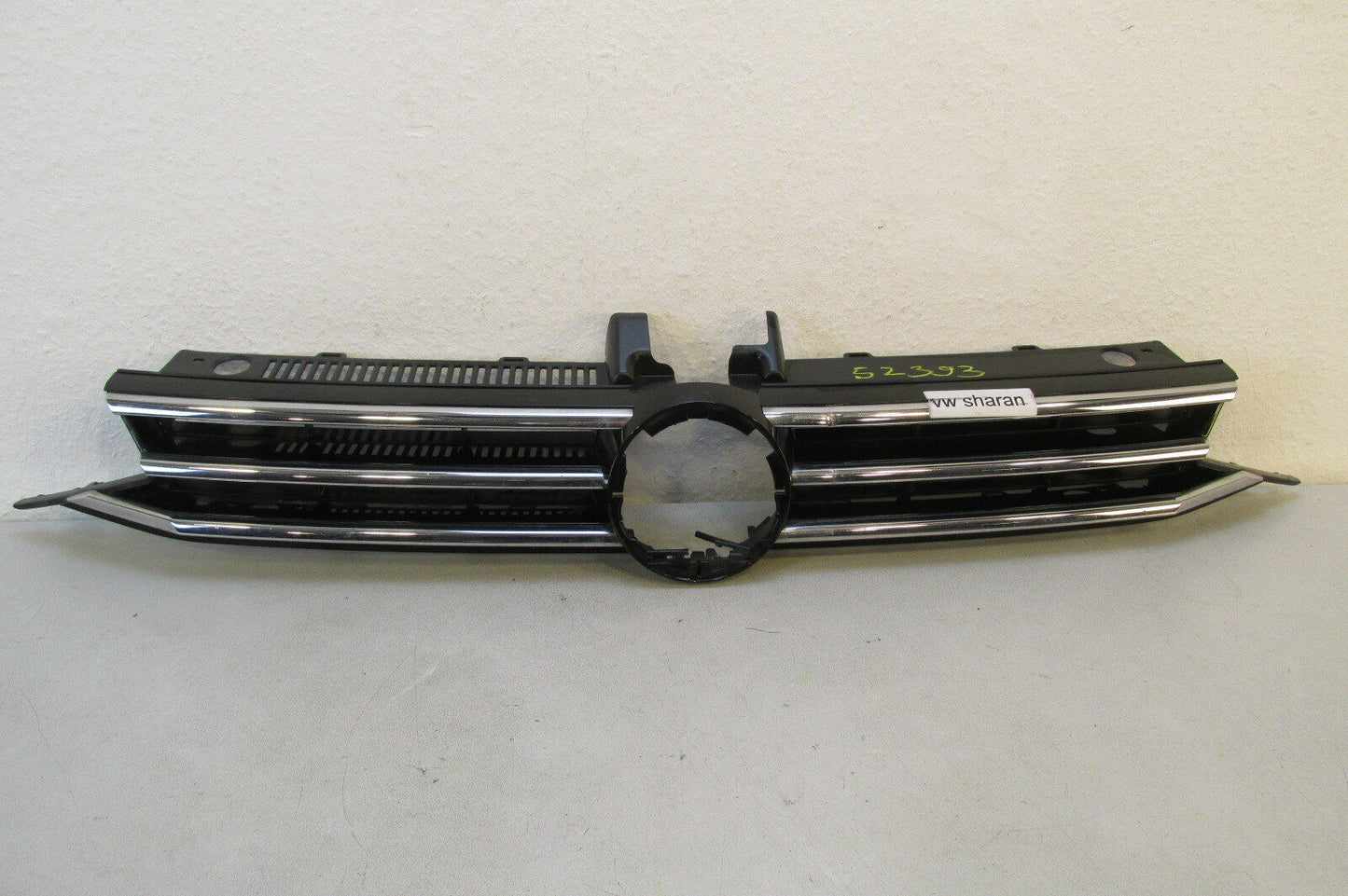 VW Touran original Grill Frontmaske Frontgrill Kühlergrill 5T853653B
