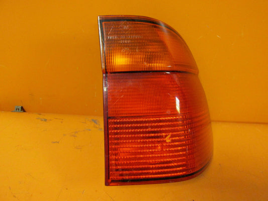BMW 3  Rückleuchte - rechts - Heckleuchte - original - 8361672